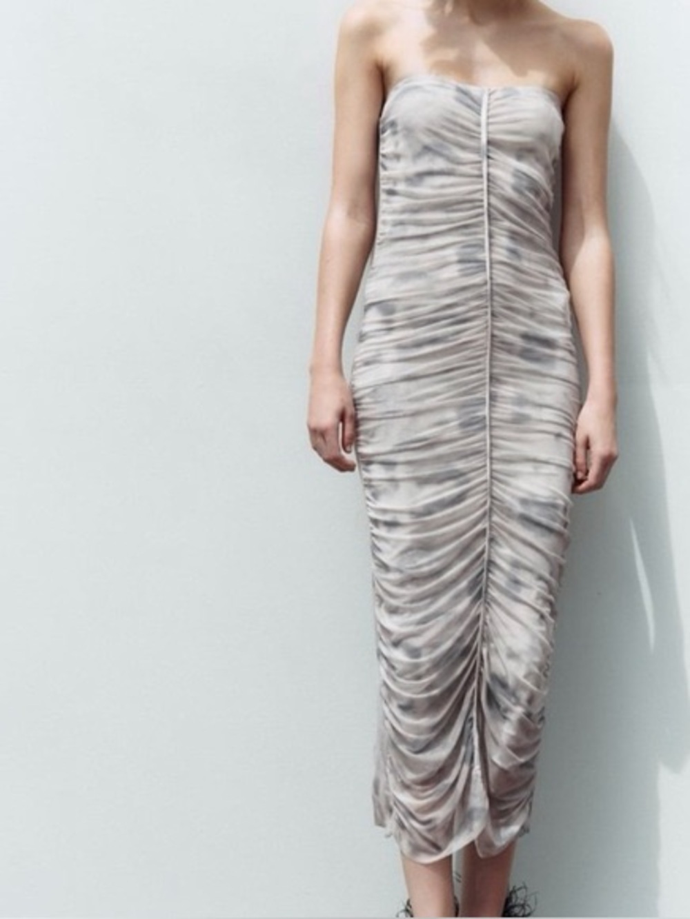 Zara draped tulle dress strapless mid dress body con size M perfect condition - Picture 4 of 4